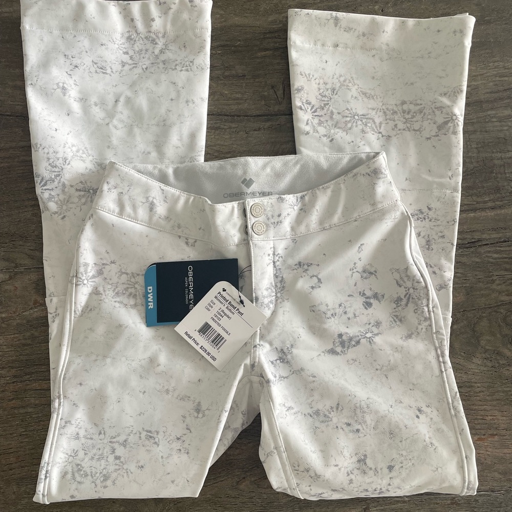 NEW WITH TAGS!! Women’s Obermeyer soft shell ski pant size 2 regular